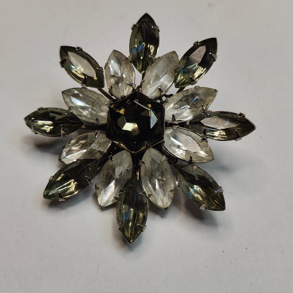 Vintage Crystal Smokey Rhinestone Flower Pin